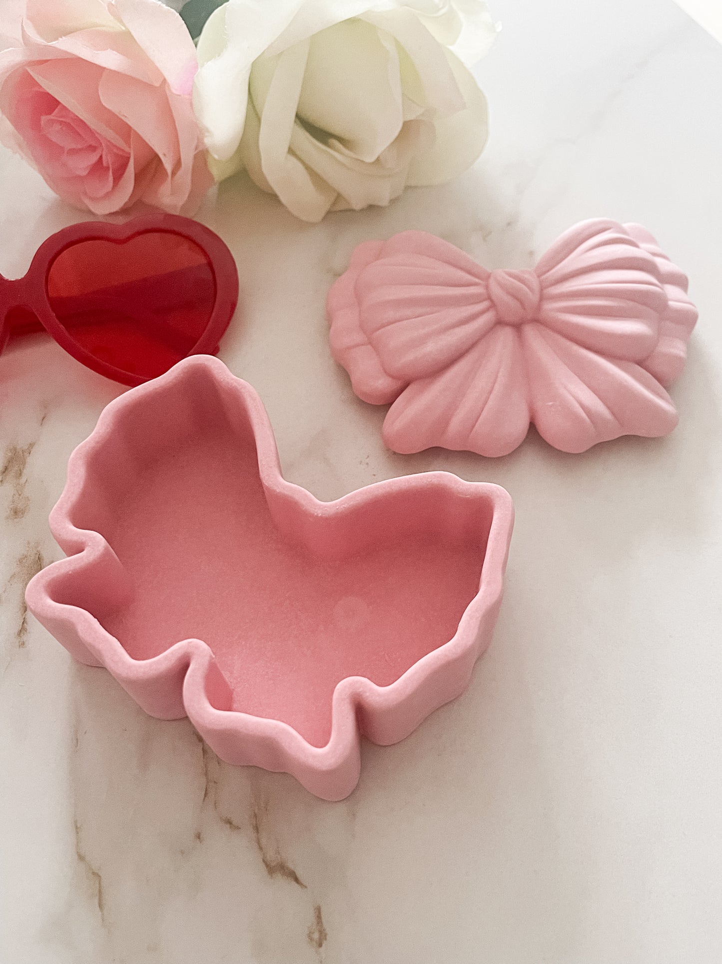 Jesmonite Bow Pot – Soft Pink