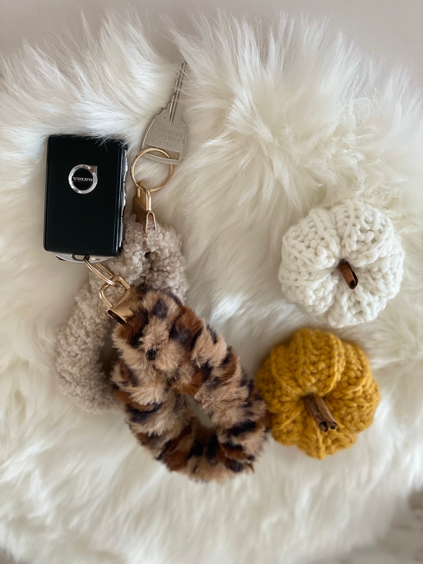 Scrunchie keychain Teddy collection