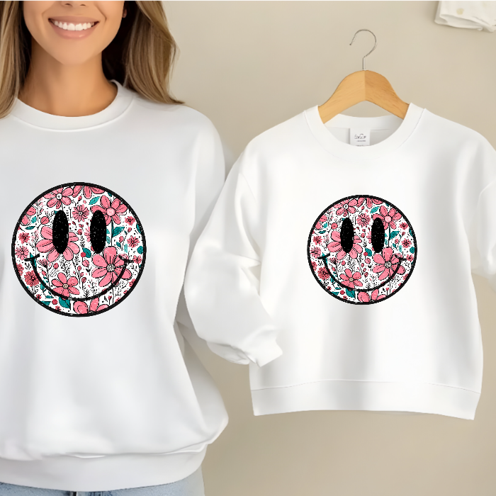 Retro Smiley sweater pink flower (ADULT)