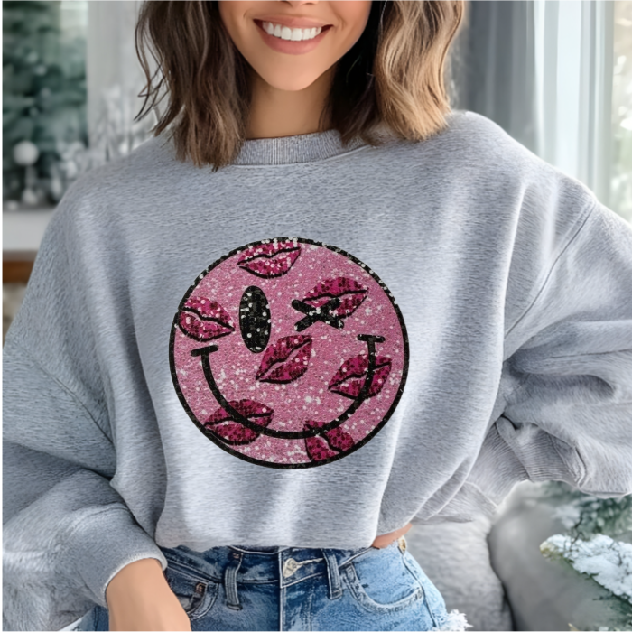 Smiley kiss sweater